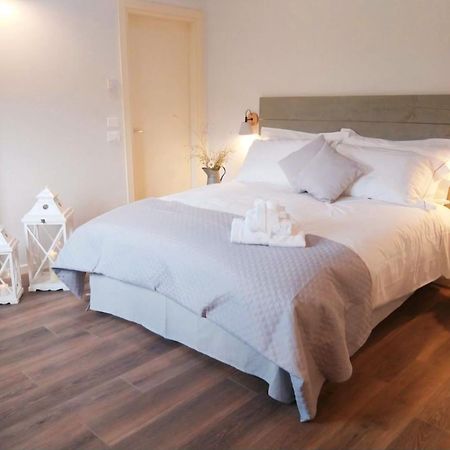 Casa Autunno Hotel มอนซามบาโน ภายนอก รูปภาพ